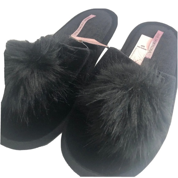 New Victoria’s Secret Pom Pom Slippers Small Soft Plush Black - Picture 8 of 10